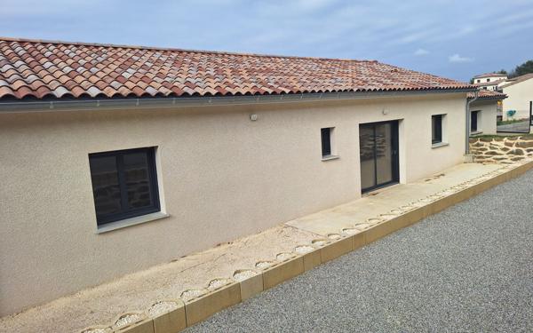 Maison à vendre    4 pièces •  Clérieux