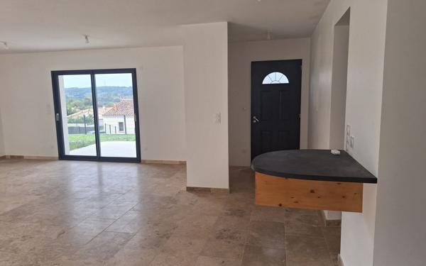 Maison à vendre    4 pièces •  Clérieux