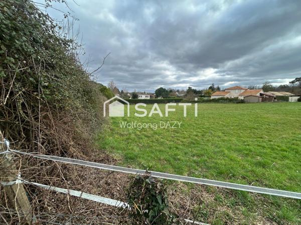 Terrain constructible et non viabilisé