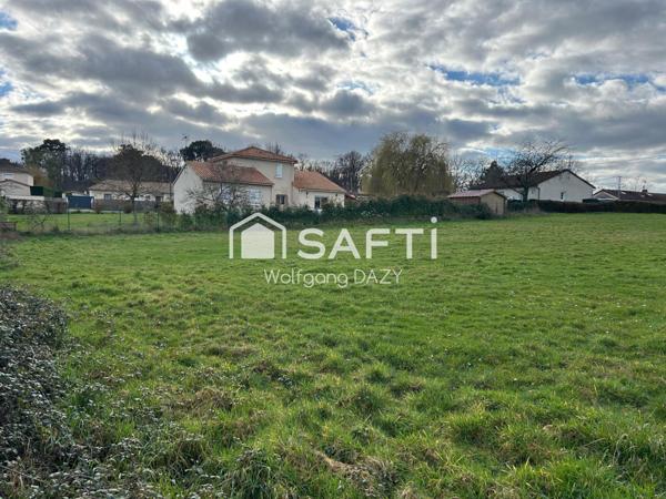 Terrain constructible et non viabilisé