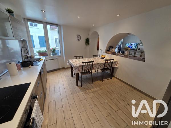 Immeuble à vendre 230 m² Louvres