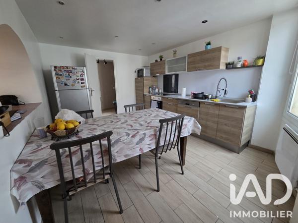 Immeuble à vendre 230 m² Louvres