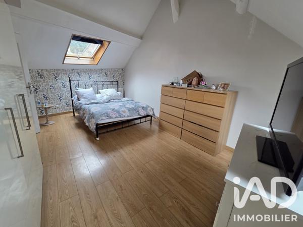 Immeuble à vendre 230 m² Louvres
