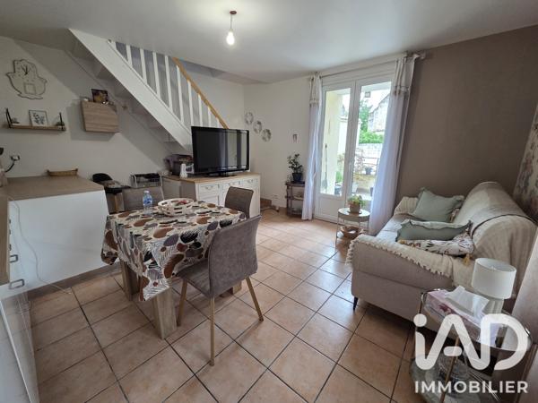 Immeuble à vendre 230 m² Louvres