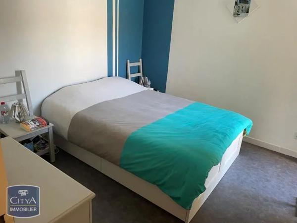 Appartement à louer 3 pièces 64.4m² Marguerittes (30320)