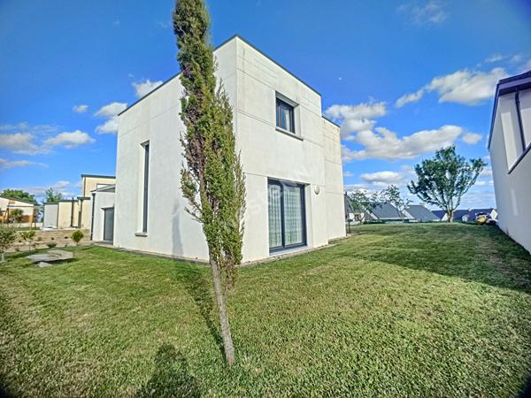 Trégueux Maison contemporaine, 4 chambres, proche commodités, vivable de plain-pied