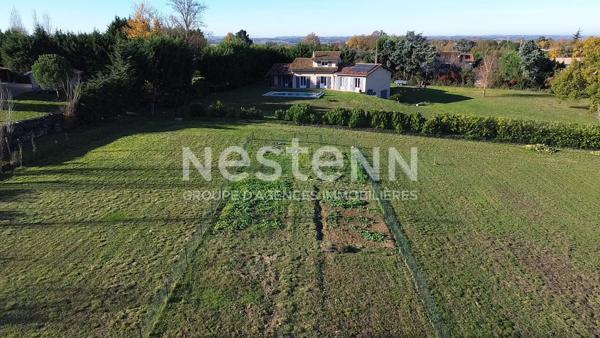 A vendre Maison 7 pieces 168 m2 avec garage, piscine, terrain