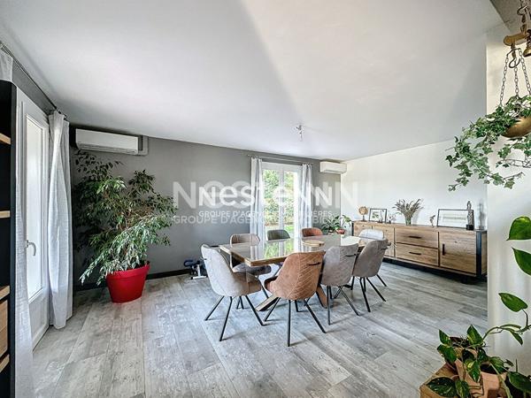 A vendre Maison 7 pieces 168 m2 avec garage, piscine, terrain