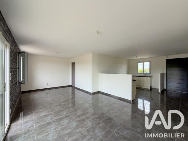 Maison à vendre 4 pièces 84 m² Saint-Saturnin