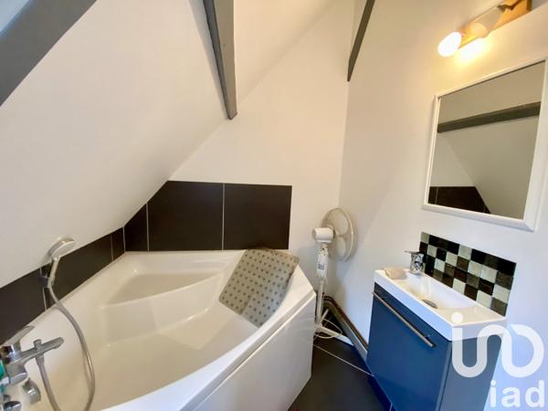 Maison 3 pièces de 77 m² à La Rivière-Saint-Sauveur (14600)