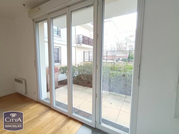 Appartement à vendre 1 pièce 26.74m² Corbeil-Essonnes (91100)