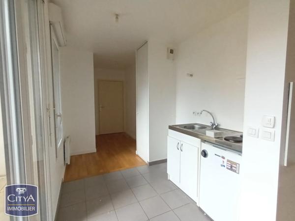 Appartement à vendre 1 pièce 26.74m² Corbeil-Essonnes (91100)