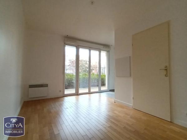 Appartement à vendre 1 pièce 26.74m² Corbeil-Essonnes (91100)