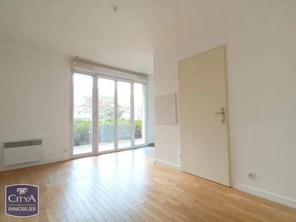 Appartement à vendre 1 pièce 26.74m² Corbeil-Essonnes (91100)
