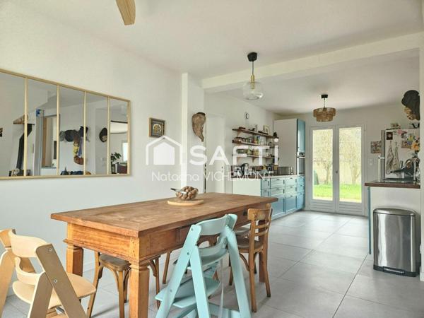 Maison familiale entièrement rénovée à deux pas du centre bourg et de la mer