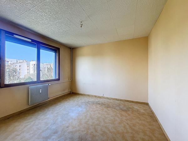 Appartement Manosque 4 pièces 83 m2 avec balcon et cave