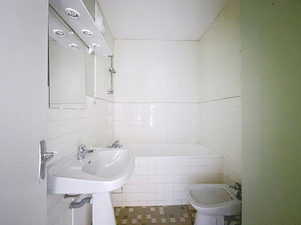 Appartement Manosque 4 pièces 83 m2 avec balcon et cave