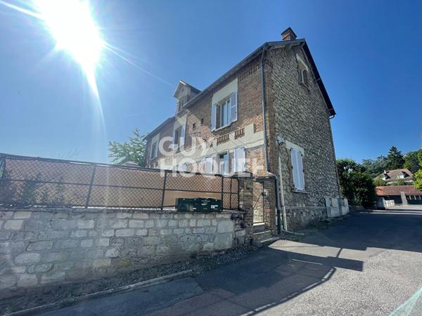 À louer : Appartement 2 pièces à Cuffies - 350 