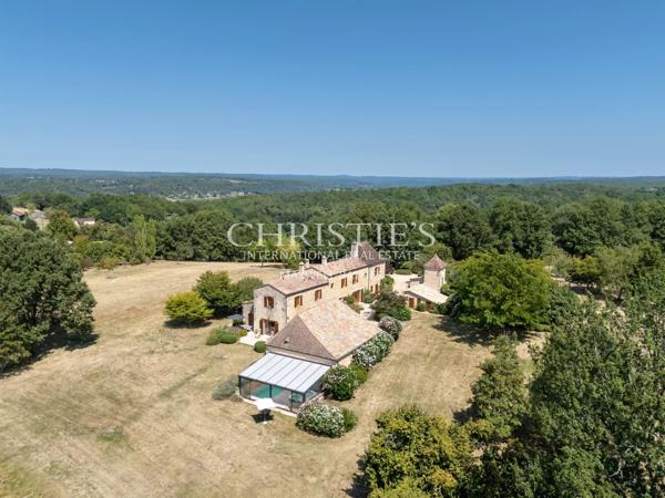 Un domaine d’exception en Dordogne – Élégance, charme et sérénité