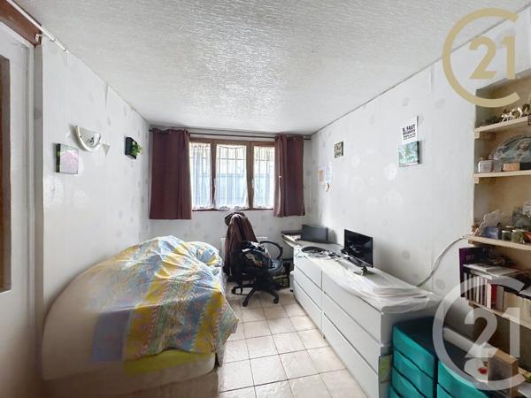 Appartement F1 à vendre  1 pièce - 30,33 m2 MORET LOING ET ORVANNE - 77
