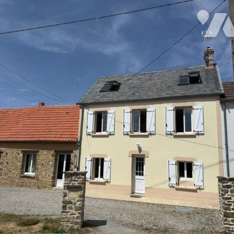 Maison avec dépendances et jardin arboré - Saint-Symphorien-le-Valois (50250)
À seulement quel...