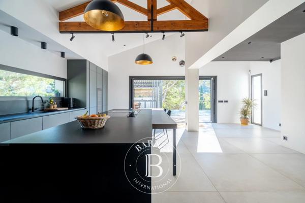 Cassis, Maison 5 Chambres -  375 m² à vendre