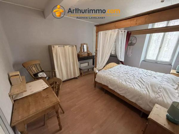 Vente                                                      Maison
                        
                     6 pièces                      109 m2                     à Lavelanet