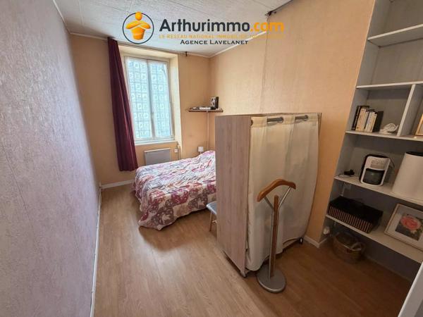 Vente                                                      Maison
                        
                     6 pièces                      109 m2                     à Lavelanet