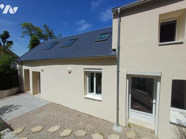 GUIGNEMICOURT : Maison en retrait de rue, entièrement rénovée de 102 m2 sur parcelle de 550 m²