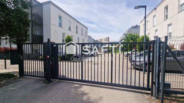Appartement 2 pièces 45m2 avec terrasse,  jardin, garage et place de parking- La Butte