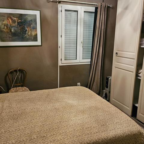 Appartement lumineux refait à neuf, vendu meublé en centre-ville d'Apt