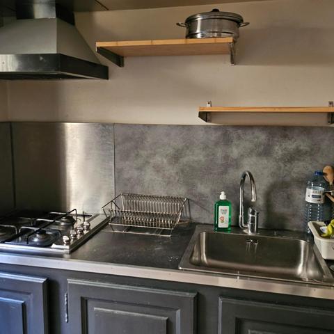 Appartement lumineux refait à neuf, vendu meublé en centre-ville d'Apt