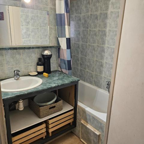 Appartement lumineux refait à neuf, vendu meublé en centre-ville d'Apt