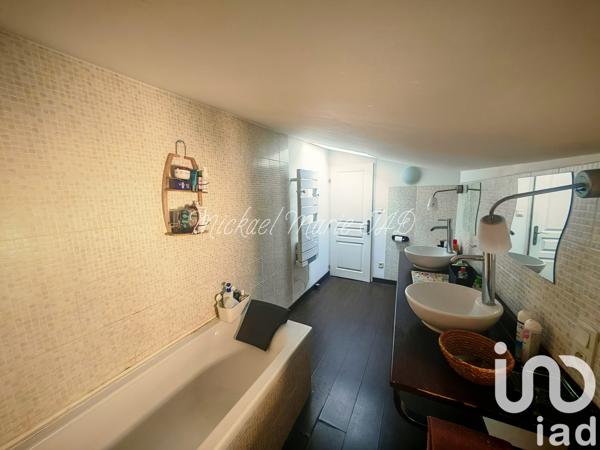 Maison à vendre 6 pièces 148 m² Saint-Nazaire-de-Ladarez