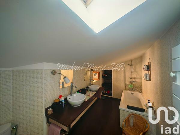 Maison à vendre 6 pièces 148 m² Saint-Nazaire-de-Ladarez