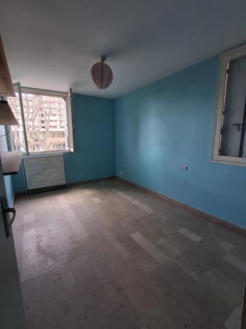 Location                                                      Appartement
                        
                     3 pièces                      73 m2                     à Montpellier