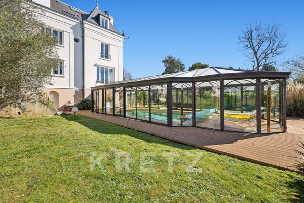 Propriété de caractère avec Parc et Piscine