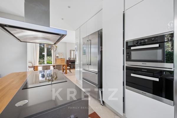 Propriété de caractère avec Parc et Piscine