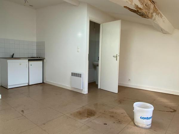 IMMEUBLE CENTRE NIORT 4T1BIS, 103m2 environ