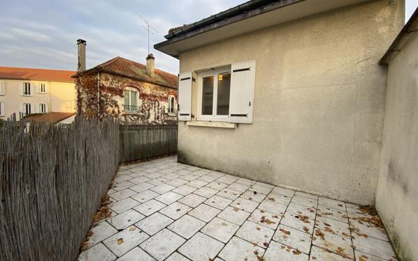 Appartement à louer    2 pièces • 57 m2 La Varenne - Saint-Maur-des-Fossés