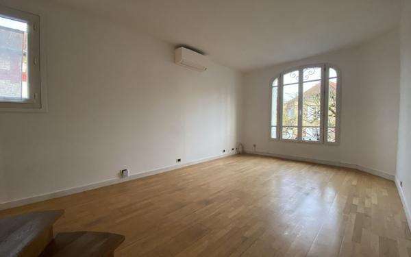 Appartement à louer    2 pièces • 57 m2 La Varenne - Saint-Maur-des-Fossés