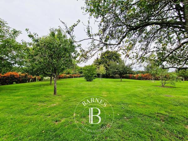 Nogent-le-Rotrou, Maison 6 Chambres -  680 m² à vendre
