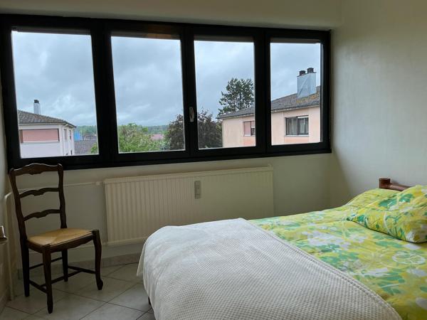 Appartement T2 52 m2, dernier étage, parking 1place , cave