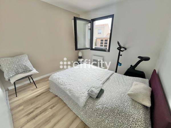 Maison
         5 pièces
        - 90 m² Exclusivité 329 990 € *
