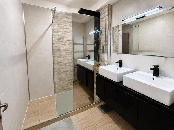 Appartement à SAINT-RAPHAEL, 83700 - 4 pièces 100m²