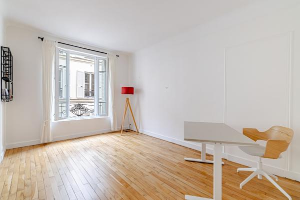 Secteur Ternes / Arc de Triomphe - Joli 3 pièces en parfait état – Ascenseur