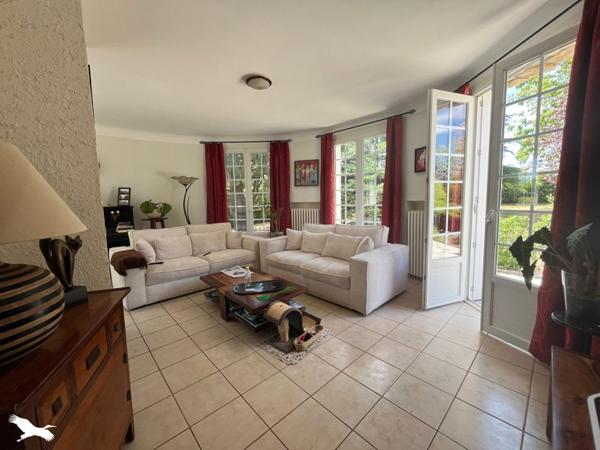 Maison à vendre 320 000 € Sciecq 7 p 180 m² DPE E