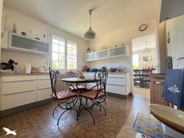 Maison à vendre 320 000 € Sciecq 7 p 180 m² DPE E