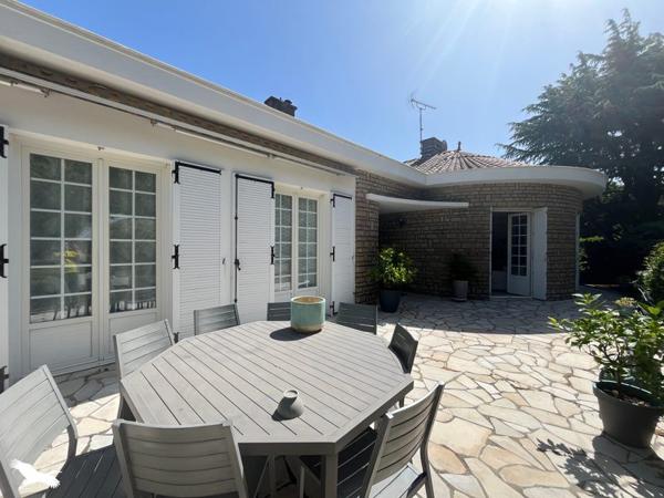 Maison à vendre 320 000 € Sciecq 7 p 180 m² DPE E