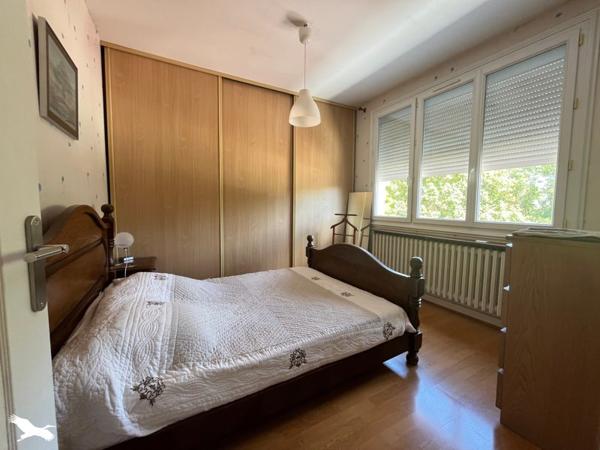 Maison à vendre 320 000 € Sciecq 7 p 180 m² DPE E